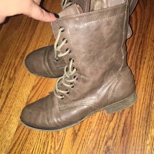 Women’s combat boots